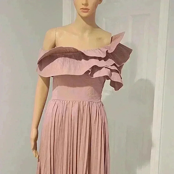 Shein dress   - Picture 3 of 8